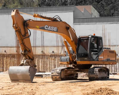 Excavators & Mini Excavators TN