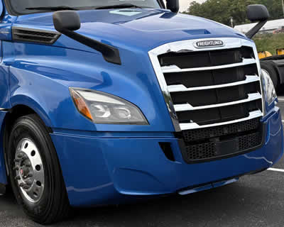 Semi-Truck Bug & Grime Removal TN