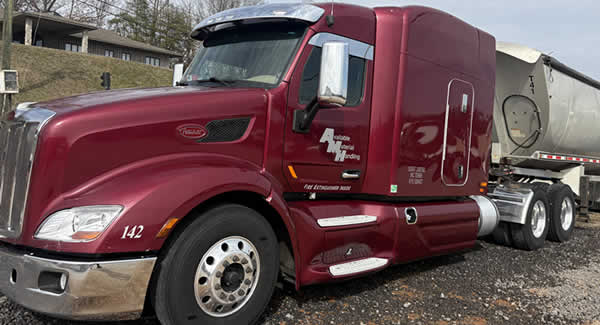 Semi-Truck Detailing for Owner-Operators in Tennessee